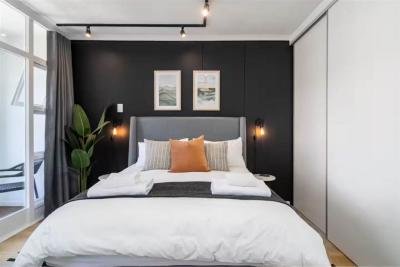 1 Bedroom Apartment in Green Point