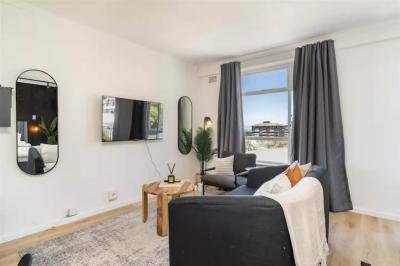 1 Bedroom Apartment in Green Point