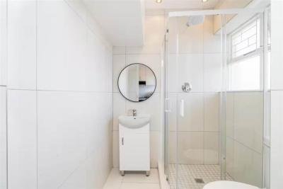 1 Bedroom Apartment in Green Point