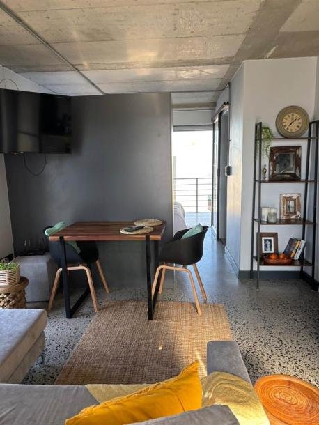 Studio apartment in West Beach-8