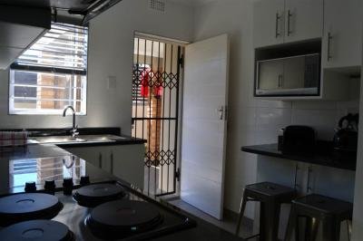 2 Bed Flat in Greenwood Park