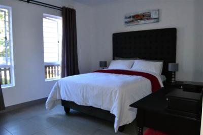 2 Bed Flat in Greenwood Park