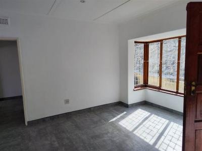 2 Bed House in Queensburgh Central