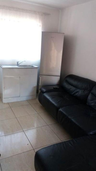Studio apartment in Protea North