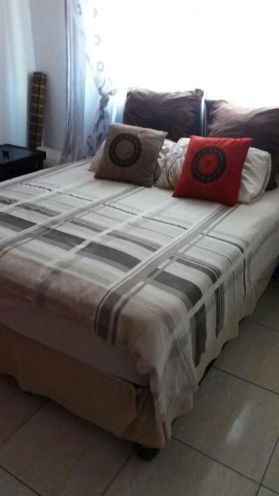 Studio apartment in Protea North