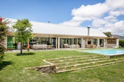 4 Bedroom House to Rent in Crofters Valley