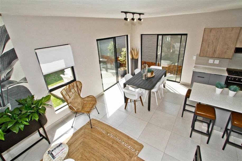 3 Bed Townhouse in Ferndale-6