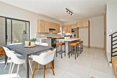 3 Bed Townhouse in Ferndale