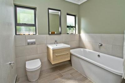 3 Bed Townhouse in Ferndale