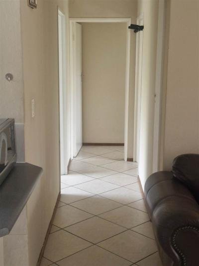 2 Bed Apartment in Ferndale