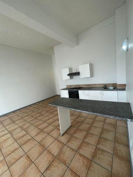 1 Bedroom Flat in Durban CBD-0