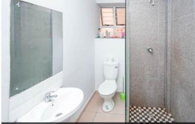 0.5 Bedroom Flat in Durban CBD