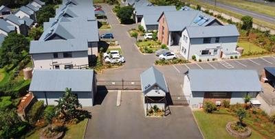 2 Bedroom Apartment in Waterfall