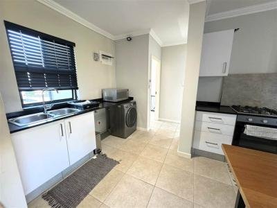 2 Bedroom Apartment in Waterfall