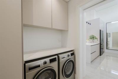 3 Bedroom Apartment in Melrose Estate