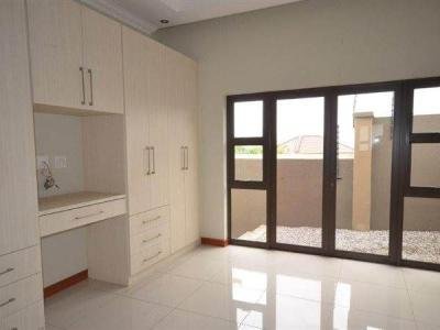 4 Bed Townhouse in Bedfordview