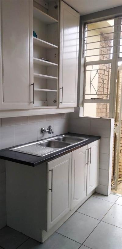4 Bed Apartment in Windsor East
