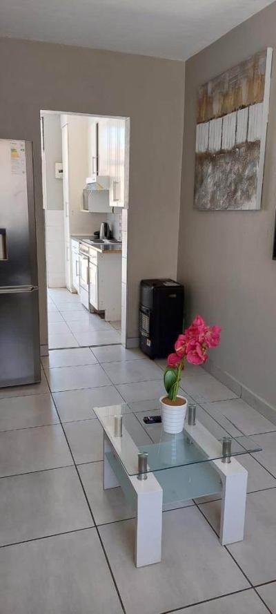 4 Bed Apartment in Windsor East