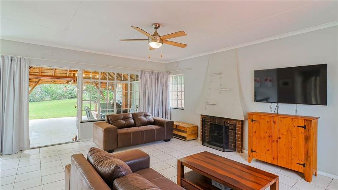 3 Bed House in Randpark-4