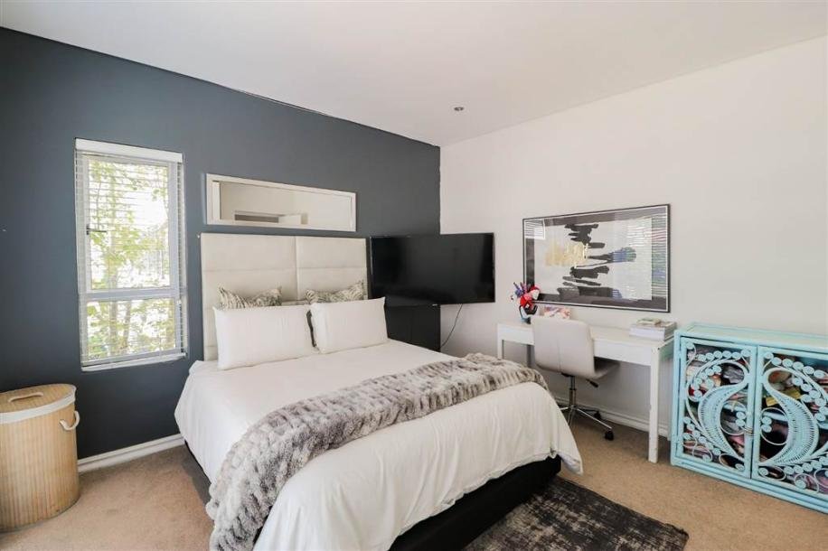 3 Bedroom House in Broadacres-7