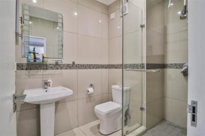 2 Bedroom Flat in Umhlanga Ridge