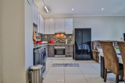 2 Bedroom Flat in Umhlanga Ridge