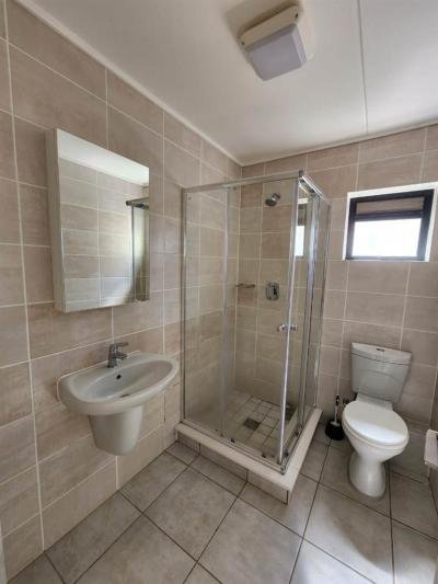 2 Bedroom Apartment in Gordons Bay Central