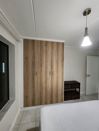 2 Bedroom Apartment in Gordons Bay Central