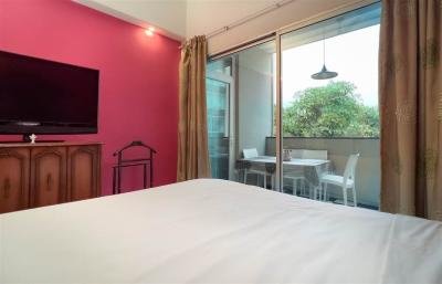 2 Bed Apartment in Rosebank