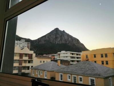 2 Bedroom Apartment in Muizenberg-14