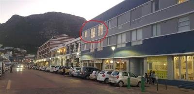 2 Bedroom Apartment in Muizenberg-12