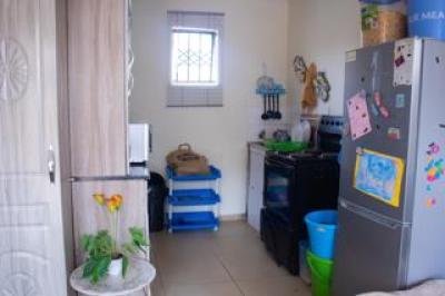 2 Bedroom House for Sale in Protea Glen