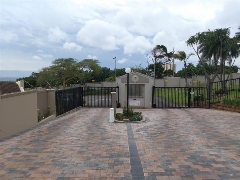 3 Bed Duplex in Durban North-1