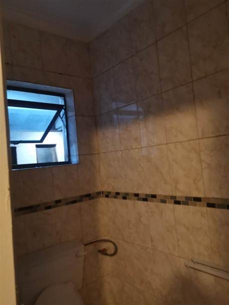 1 Bed Apartment in Soweto Central-7