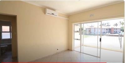 2 Bedroom Apartment in Illovo Beach