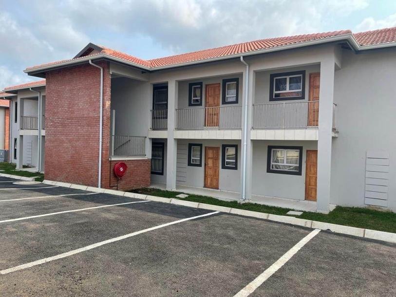 2 Bedroom Apartment in Illovo Beach-2