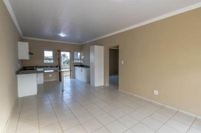 2 Bedroom Apartment in Illovo Beach
