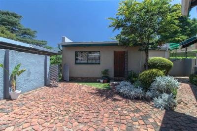 3 Bed House in Bordeaux