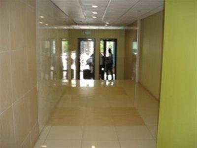 Bachelor apartment in Braamfontein