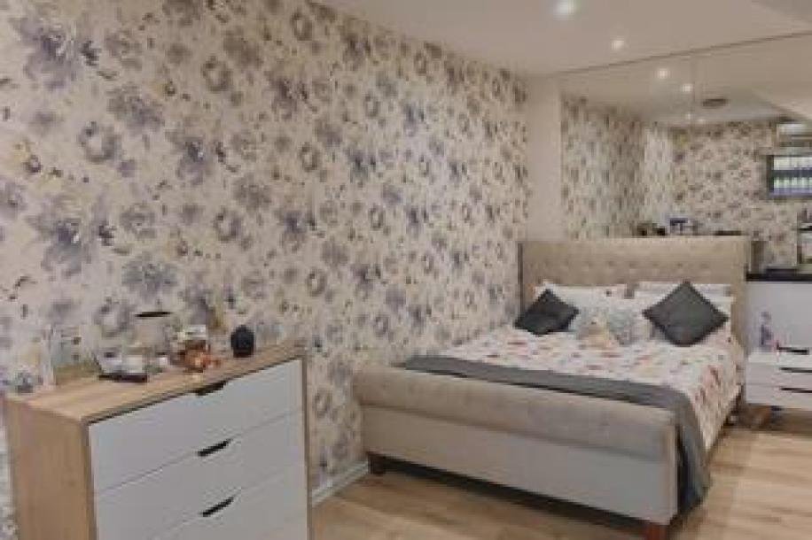 4 Bedroom Townhouse for Sale in Westville-14
