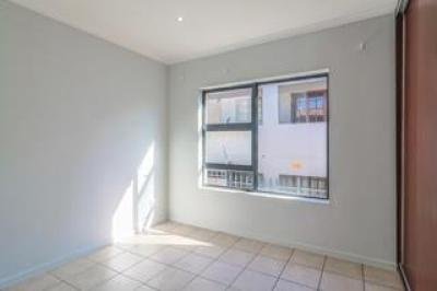 2 Bedroom Apartment / Flat for Sale in Ferndale