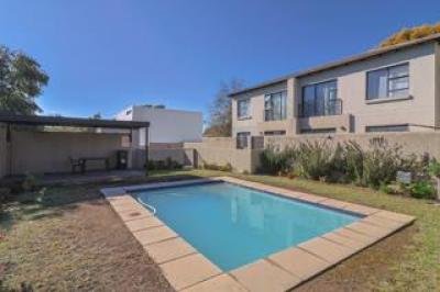 2 Bedroom Apartment / Flat for Sale in Ferndale