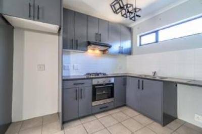2 Bedroom Apartment / Flat for Sale in Ferndale