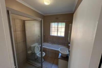 2 Bedroom Townhouse for Sale in Ferndale