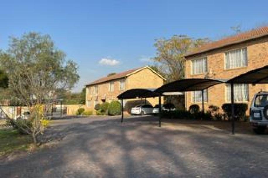 2 Bedroom Townhouse for Sale in Ferndale-2