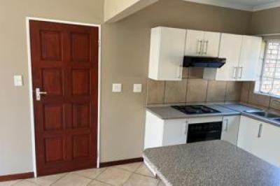 2 Bedroom Townhouse for Sale in Ferndale