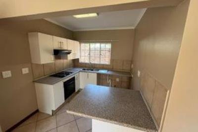2 Bedroom Townhouse for Sale in Ferndale