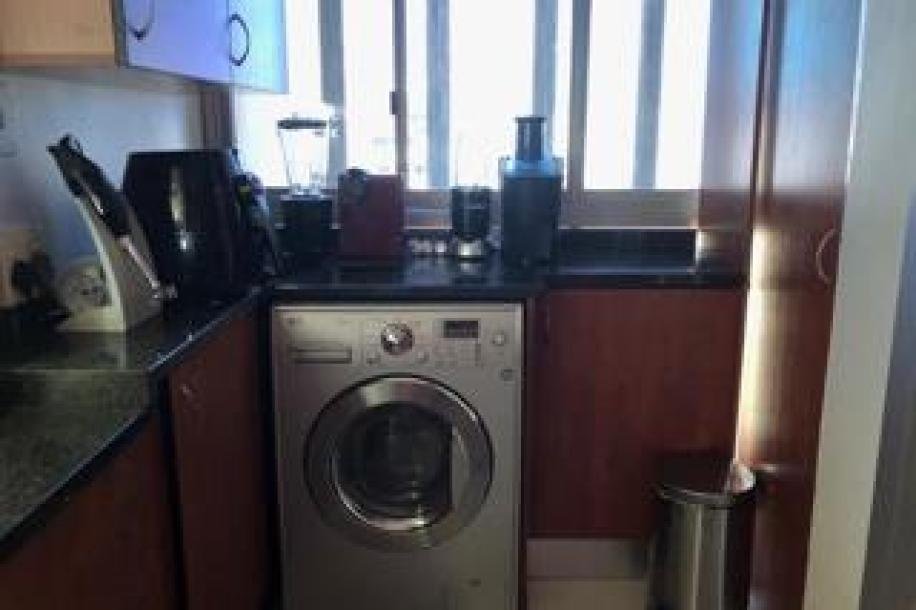 2 Bedroom Apartment / Flat to Rent in Sea Point-6