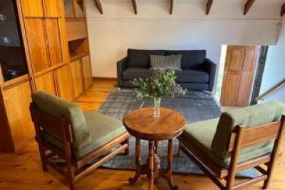 2 Bedroom Apartment / Flat to Rent in Constantia Heights