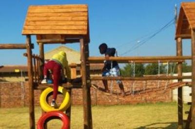 2 Bedroom Townhouse to Rent in Protea Glen